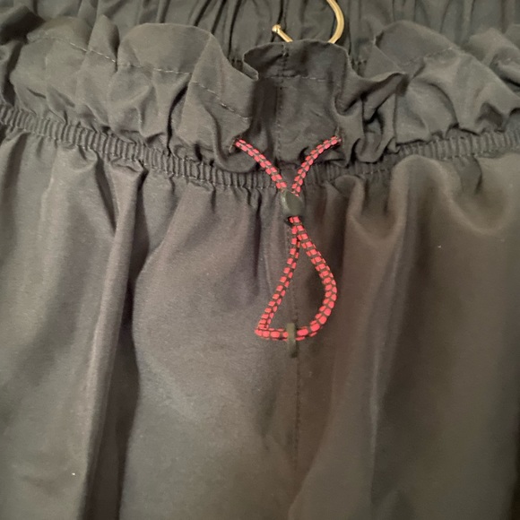 Nike - Picture 5 of 5